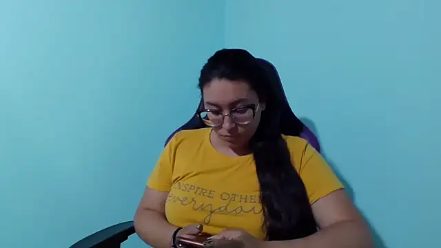 cloe starr online show from 10/22/25, 04:18