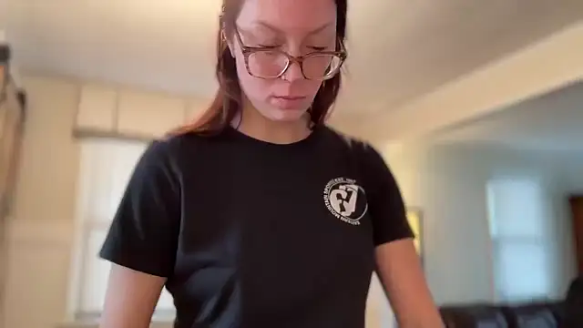 SpaceCowWhore online show from 03/31/26, 05:02