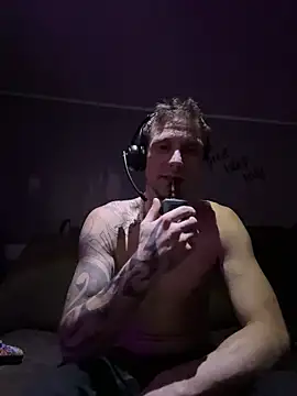 Stillhard8925 online show from 12/22/25, 08:22