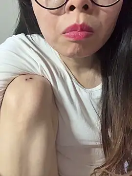 aa520uv online show from 12/01/25, 04:01