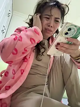 aa520uv online show from 03/12/26, 01:23