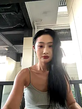 linger-23 online show from 09/28/25, 06:19