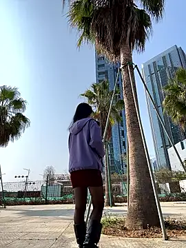 Snapshot of linger-23 chatting on 01/18/26, 06:06 linger-23 online show from 01/18/26, 06:06