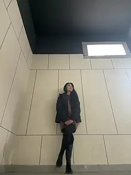 Snapshot of linger-23 chatting on 03/16/26, 05:44 linger-23 online show from 03/16/26, 05:44