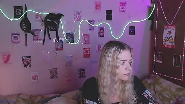 Your Horny Friends online show from 10/14/25, 02:29