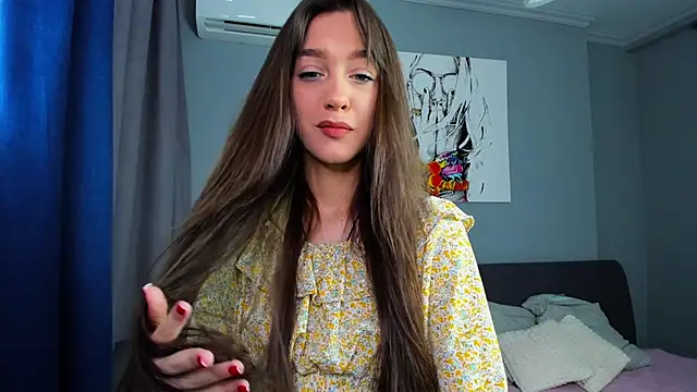 Snapshot of Elli_Lourence chatting on 03/22/25, 09:10 Elli Lourence online show from 03/22/25, 09:10
