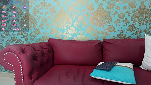 EmmaReyez online show from 09/17/25, 01:35