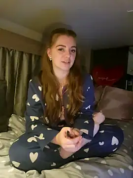 Amesthyst destiny online show from 12/20/25, 11:45