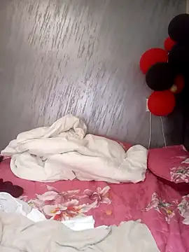 Hotytoty26 online show from 11/24/25, 08:36