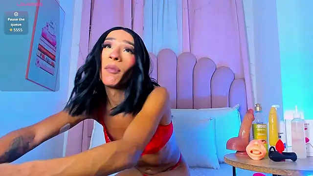 Snapshot of NicoleMadrird chatting on 02/02/26, 07:23 NicoleMadrird online show from 02/02/26, 07:23