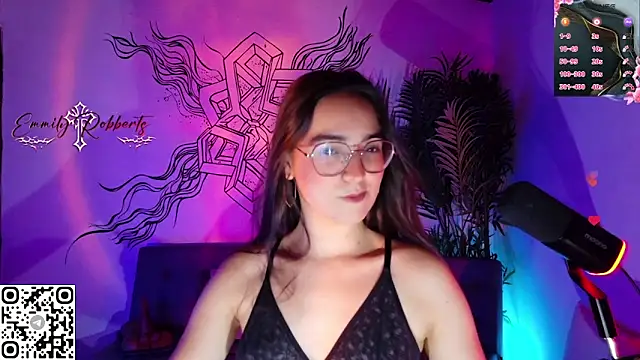 Emmi Roberts online show from 06/04/26, 03:12