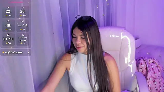 Pretty Johnson  online show from 11/12/25, 11:32