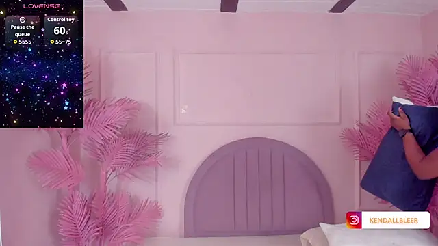 Kendallbleer online show from 11/02/25, 02:30