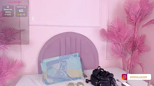 Kendallbleer online show from 11/06/25, 12:06