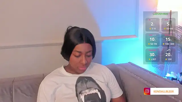 Kendallbleer online show from 12/22/25, 12:13