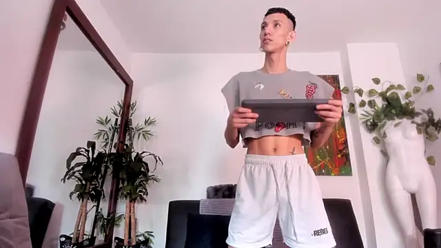 Giotrashy online show from 03/20/25, 08:08