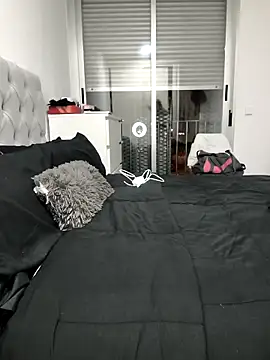 Alyssa 76 online show from 12/18/25, 06:36