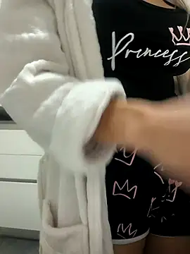 Alyssa 76 online show from 03/12/26, 08:09