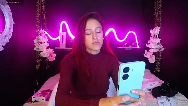 Hairydoll  online show from 03/18/25, 08:04