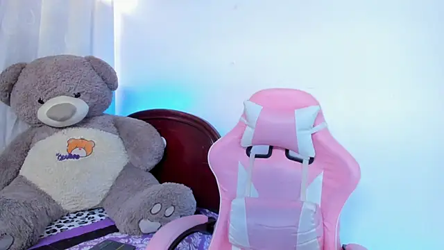 Hairydoll  online show from 09/19/25, 04:07