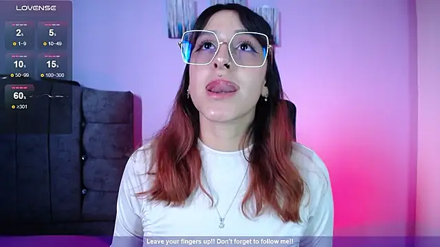 Snapshot of Hairydoll_ chatting on 02/02/26, 09:46 Hairydoll online show from 02/02/26, 09:46