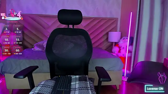 alice kingsley  online show from 12/13/25, 08:58