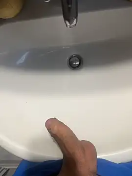 impaolo20 online show from 12/18/25, 03:07