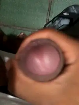 Snapshot of Andreizinho34 chatting on 01/08/26, 12:46 Andreizinho34 online show from 01/08/26, 12:46