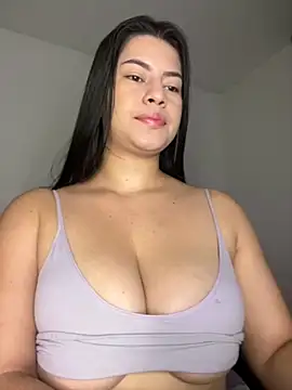 Saanvi21 online show from 11/13/25, 09:30