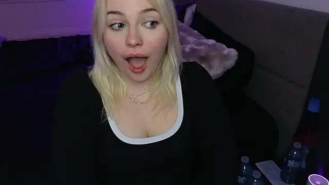 margot robbie7 online show from 03/22/26, 11:41