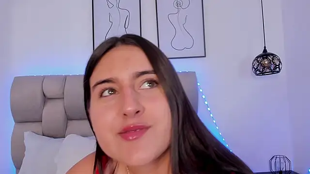 Hanna Evans   online show from 02/03/26, 01:05