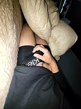 ikeike-kun online show from 10/31/25, 11:50