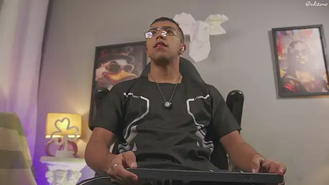 Colstorw  online show from 03/13/26, 10:33