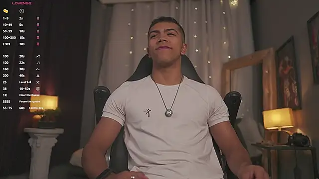 Colstorw  online show from 04/20/26, 10:07