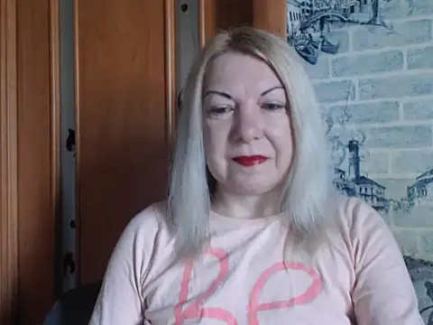 Snapshot of Lillia_Ray chatting on 04/27/26, 07:50 Lillia Ray online show from 04/27/26, 07:50