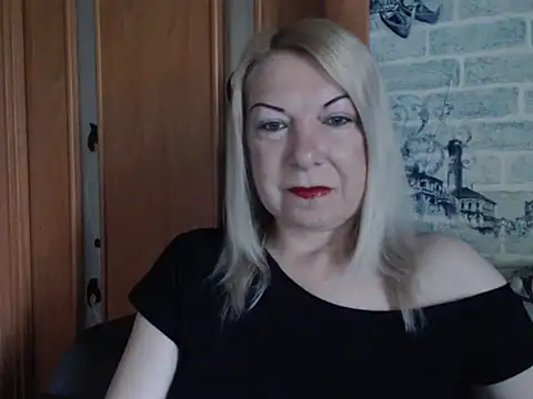 Snapshot of Lillia_Ray chatting on 05/23/26, 08:29 Lillia Ray online show from 05/23/26, 08:29