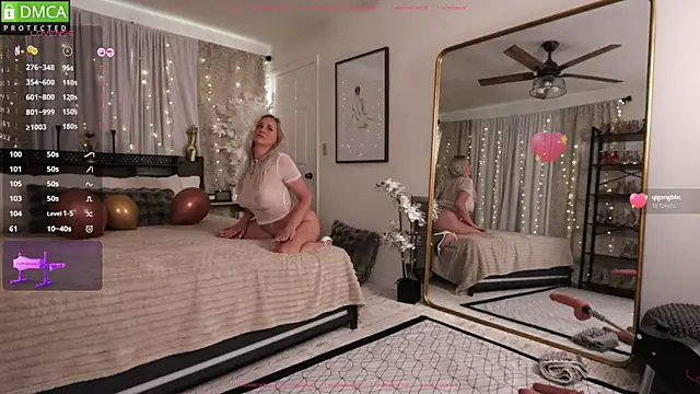 LoveMoScarlett online show from 11/04/25, 05:45