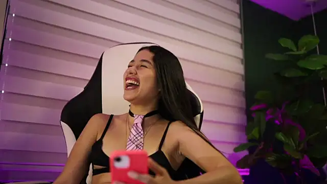 Danaa Rouse online show from 11/05/25, 09:04