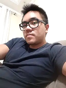 awesometeacher33 online show from 03/19/25, 02:37