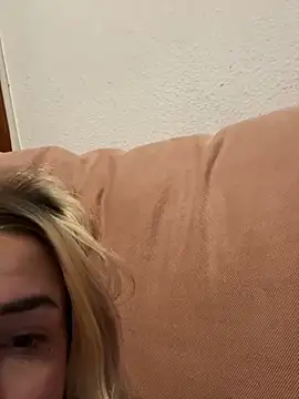 Snapshot of DarkVelvet chatting on 03/16/25, 08:21 DarkVelvet online show from 03/16/25, 08:21