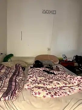 DarkVelvet online show from 11/05/25, 04:29