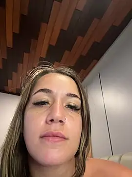 DarkVelvet online show from 06/01/26, 03:41