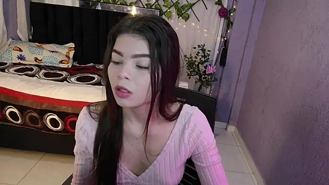 Snapshot of sweet_c4ndy chatting on 10/07/25, 02:25 sweet c4ndy online show from 10/07/25, 02:25