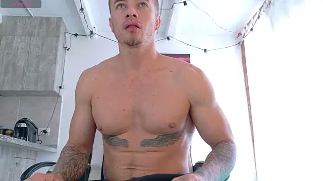 Ryannblue07 online show from 10/12/25, 08:30