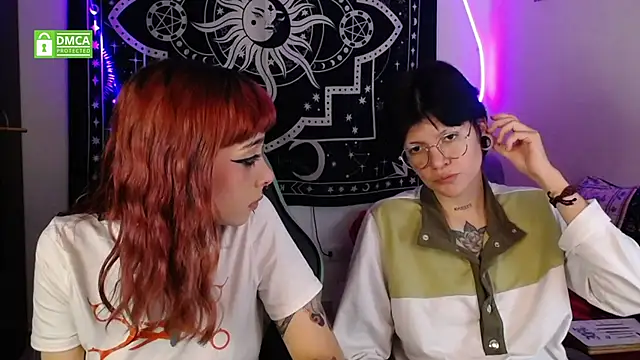 lovelockedlips online show from 10/01/25, 01:33