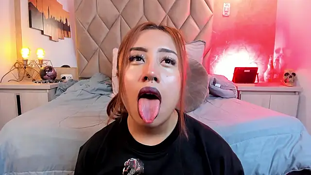 kailinmoonx online show from 02/03/26, 12:43