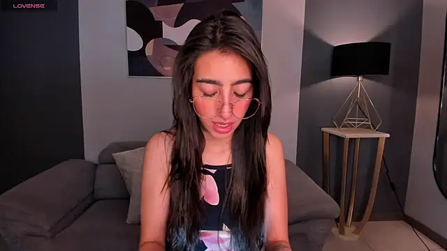 LarisaSmirnov online show from 09/13/25, 08:41