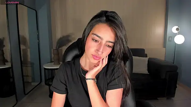 LarisaSmirnov online show from 09/19/25, 04:25