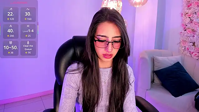 LarisaSmirnov online show from 10/04/25, 03:04