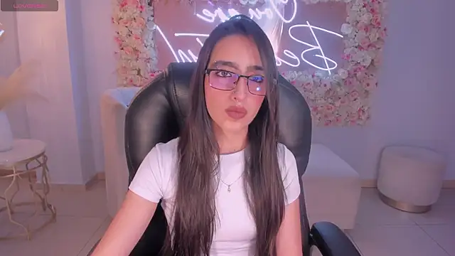 LarisaSmirnov online show from 11/27/25, 05:20